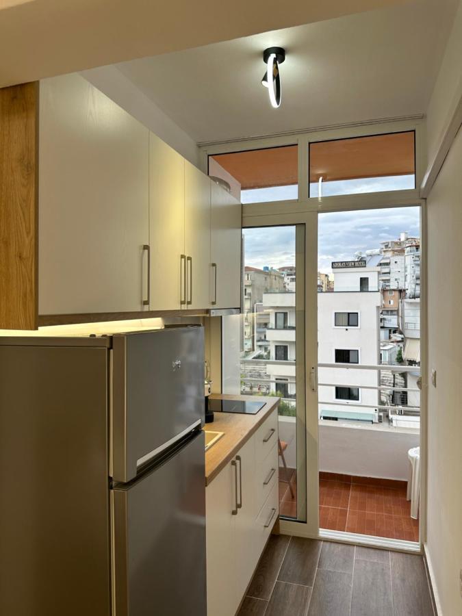 K&T Boulevard Studio Saranda Exterior photo